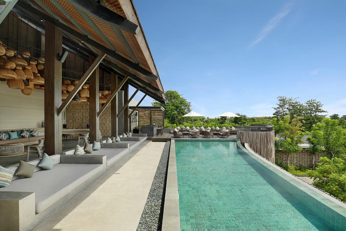Hotel Cross Bali Breakers Jimbaran Esterno foto